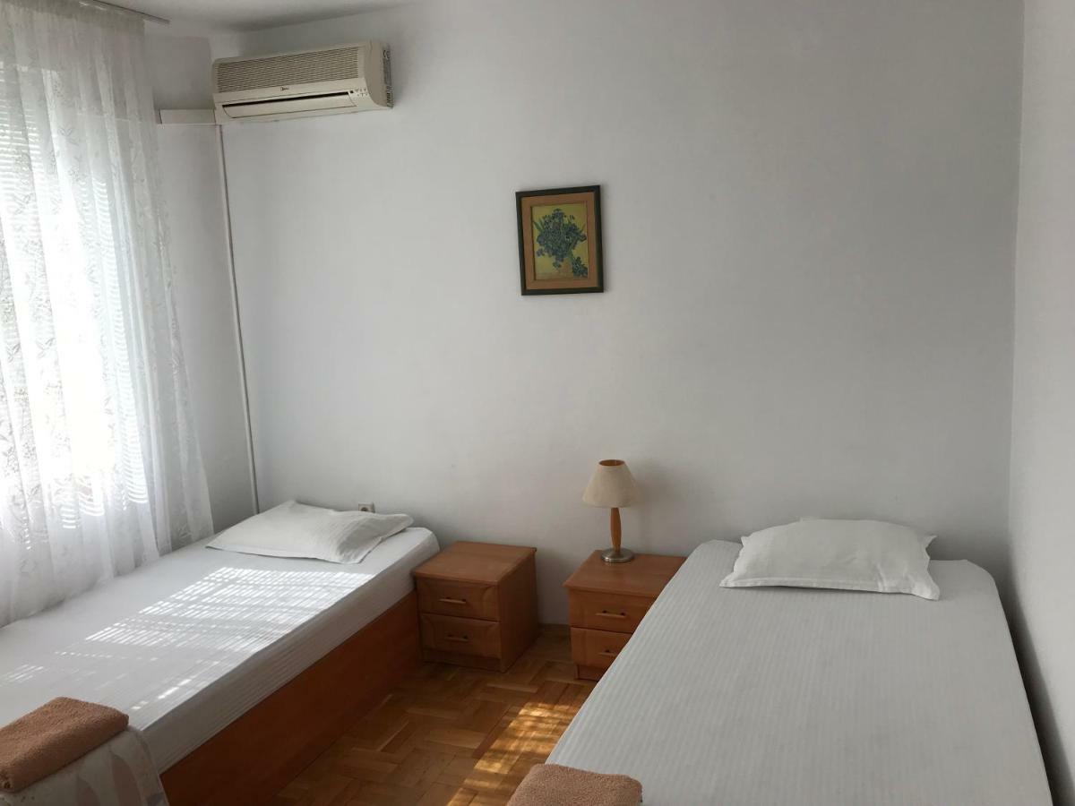 Milena'S House Hotel Burgas Ngoại thất bức ảnh