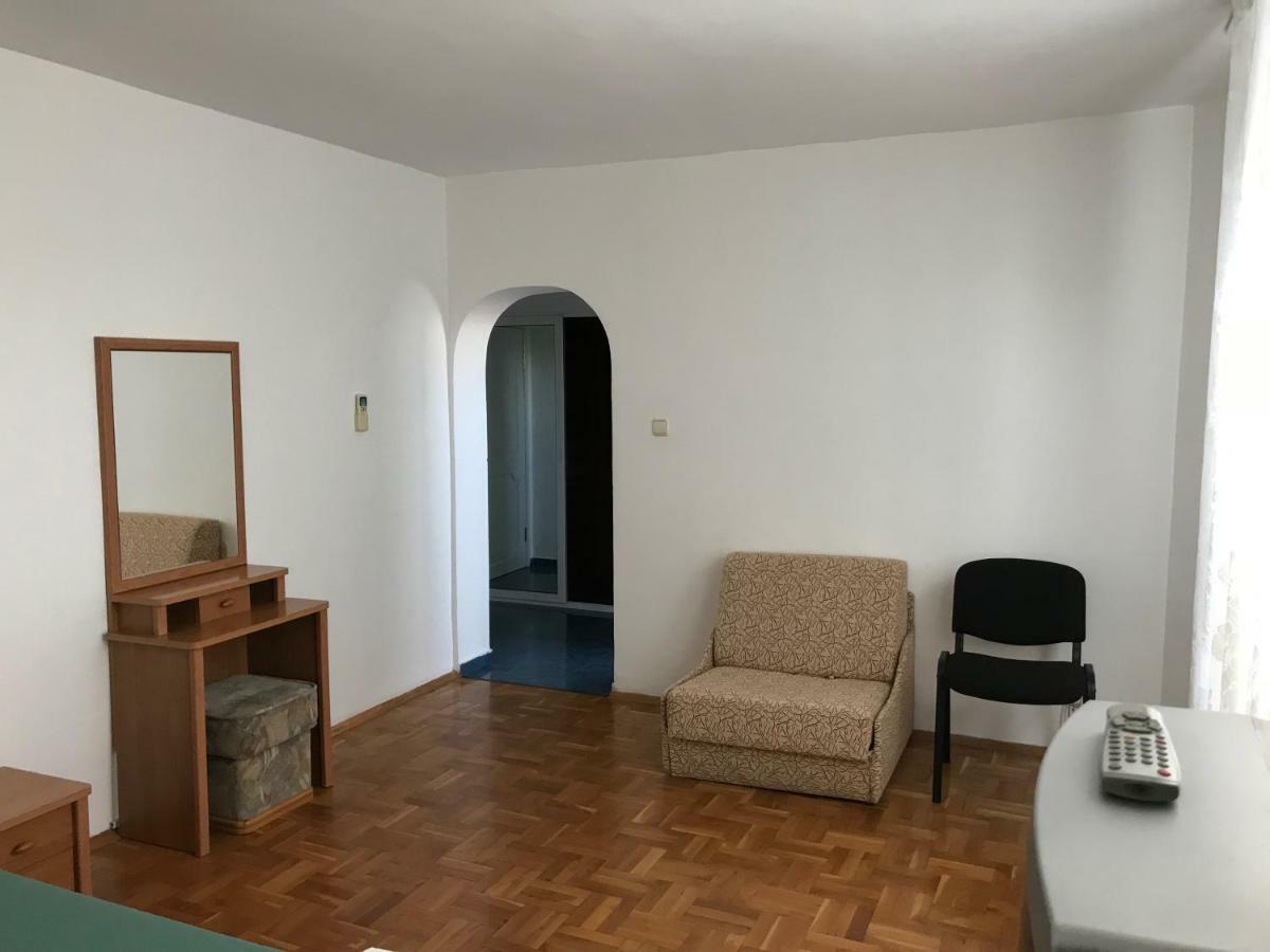 Milena'S House Hotel Burgas Ngoại thất bức ảnh
