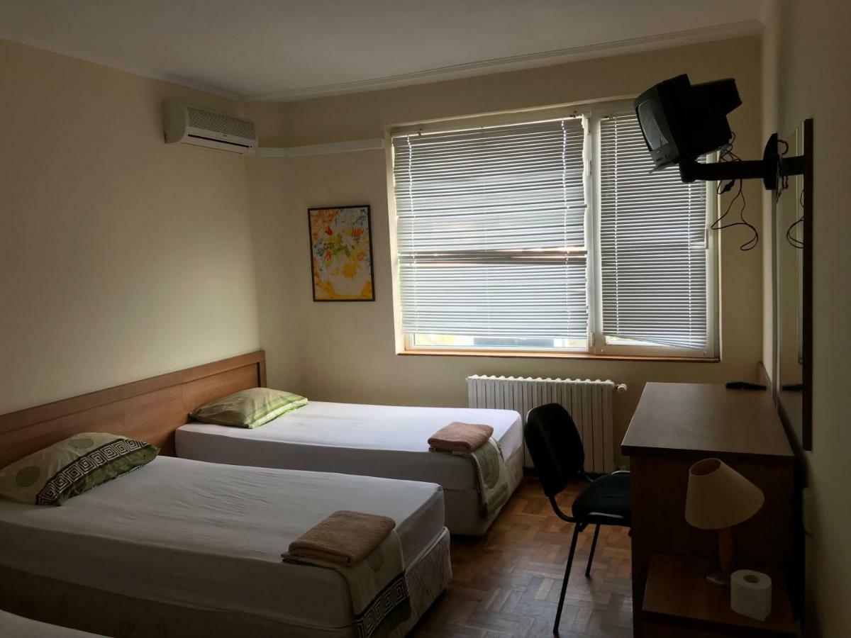 Milena'S House Hotel Burgas Ngoại thất bức ảnh
