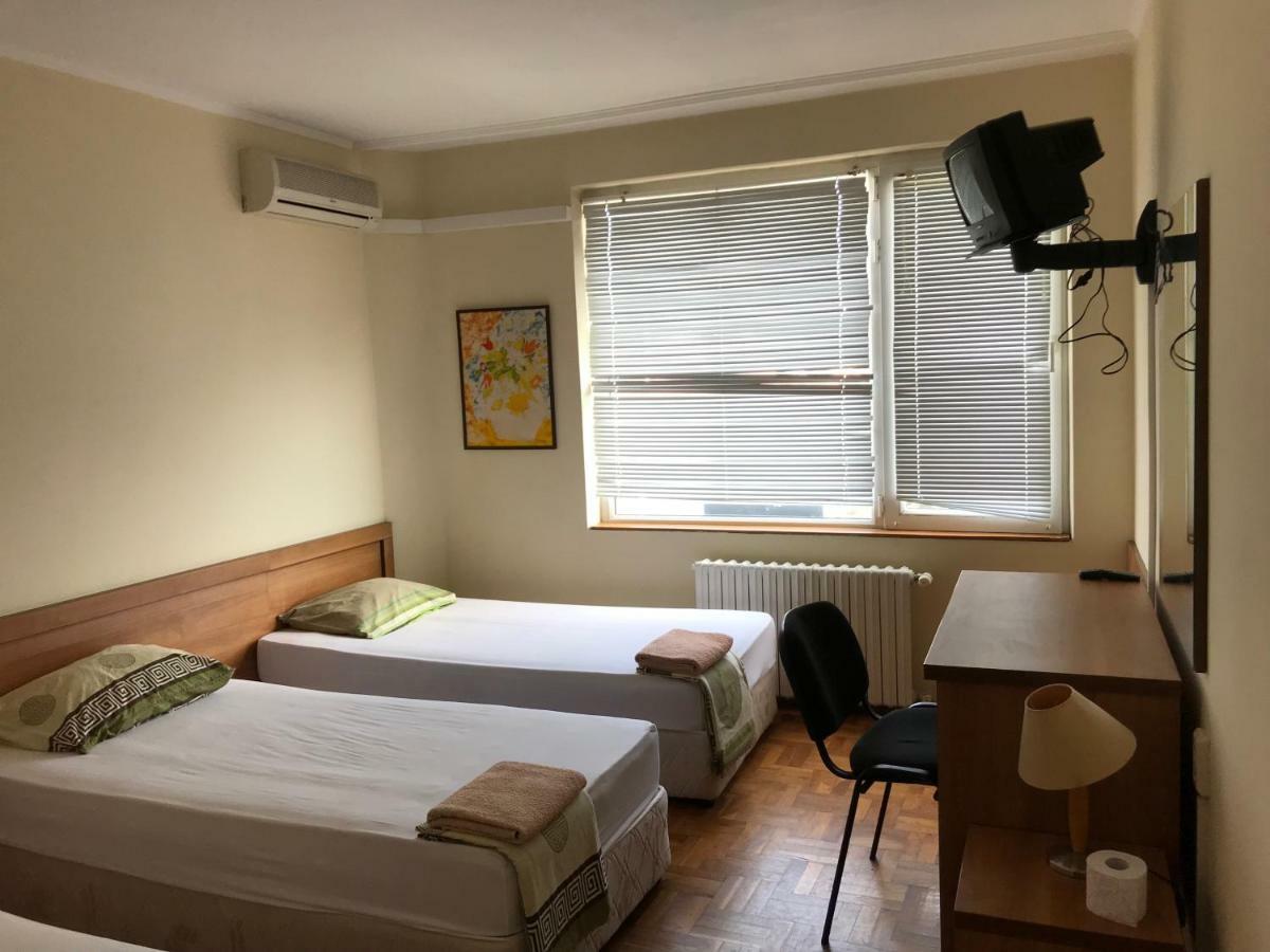 Milena'S House Hotel Burgas Ngoại thất bức ảnh