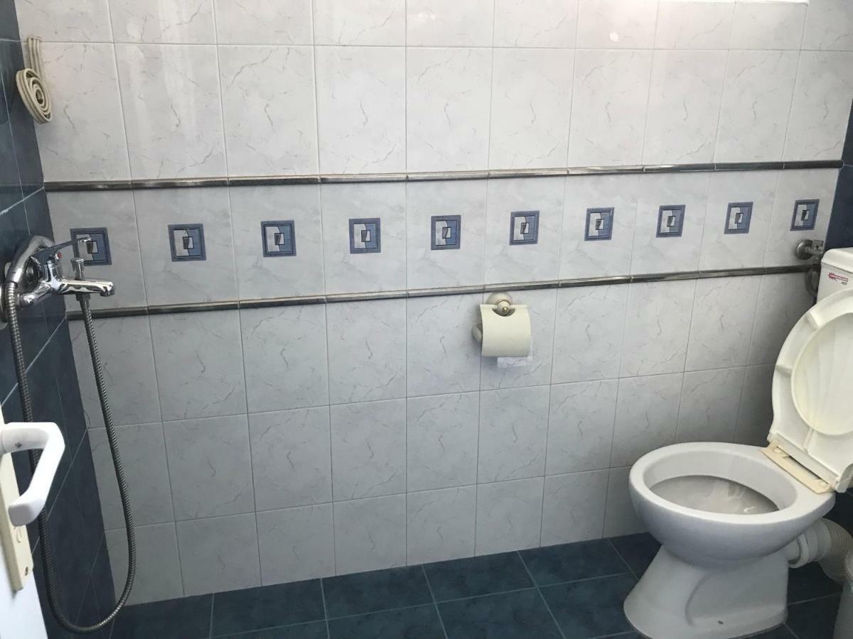 Milena'S House Hotel Burgas Ngoại thất bức ảnh